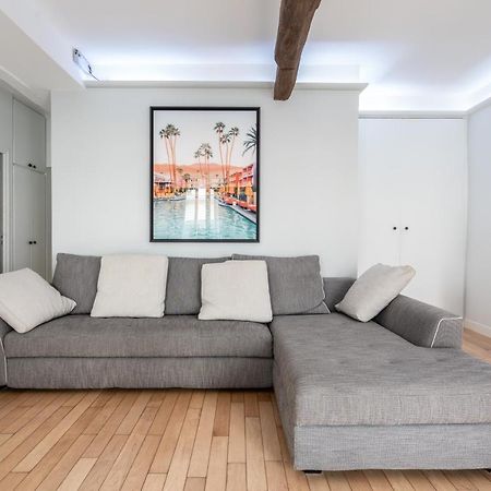Room In Apartment - Cosy Place In The Hear Of Parijs Buitenkant foto