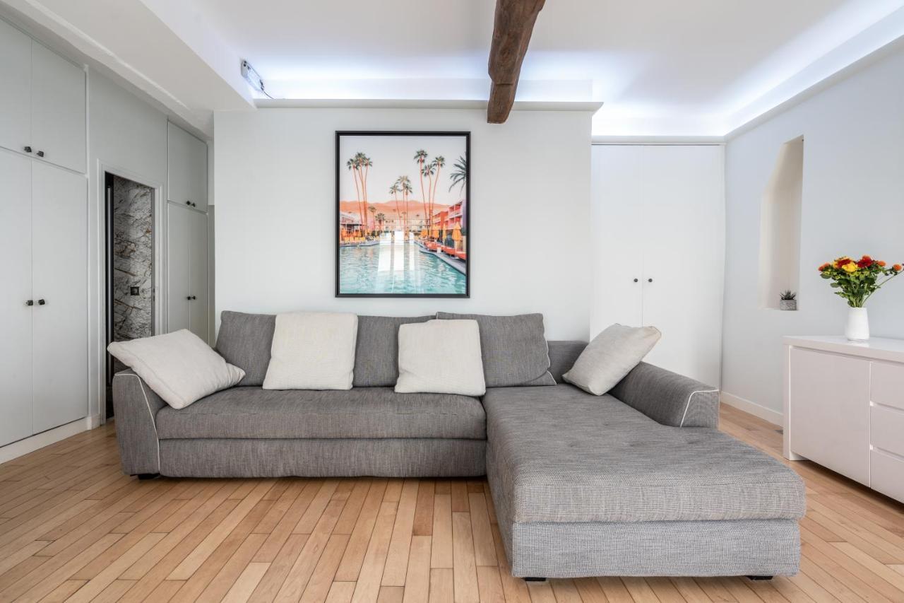 Room In Apartment - Cosy Place In The Hear Of Parijs Buitenkant foto